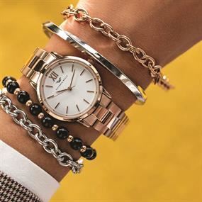 Victoria Walls Watches & Jewels